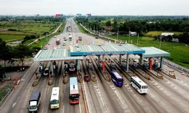 Trạm thu phí cao tốc TPHCM - Trung Lương 