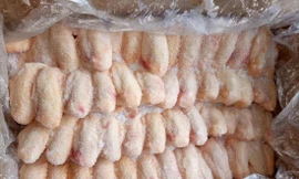 Qua lấy mẫu kiểm tra, cơ quan Thú y Việt Nam chưa phát hiện virus SARS-CoV-2 trên cánh gà nhập khẩu vào Việt Nam Ảnh: Bình Phương 