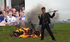 Giá sách giáo khoa gây tranh cãi thời gian qua Ảnh: Hồng Vĩnh