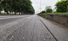 Tuyến QL1 đoạn tránh TP Thanh Hóa xuống cấp nghiêm trọng nhưng chậm được khắc phục, sửa chữa (chụp ngày 28/2/2021) Ảnh: Phạm Thanh