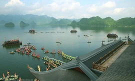 Không gian văn hóa nghệ thuật trên hồ Tam Chúc chào mừng thành công Đại lễ Vesak 2019 Ảnh: TTXVN 