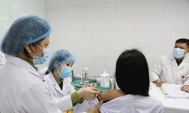 Tiêm thử nghiệm vắc-xin made in Việt Nam Ảnh: Như Ý