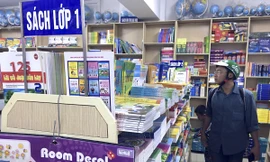 Giáo viên, chuyên gia cho rằng việc lựa chọn SGK nên giao cho giáo viên. Ảnh: Ngọc Châu 