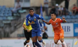 Quảng Nam giành 3 điểm quý giá trước “người anh em” SHB Đà Nẵng để nuôi hy vọng trụ hạng