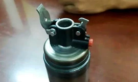 Vật giống mìn là vỏ pháo giấy nghệ thuật