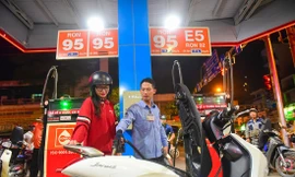 Tại TPHCM, sản lượng kinh doanh xăng E5 tụt giảm so với cùng kỳ 2018 Ảnh: Hồng Vĩnh