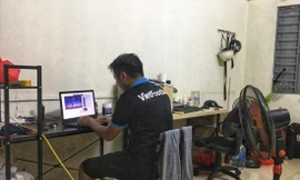 Nhiều người thuê trọ tại Hà Nội đang bị chủ nhà trọ thu tiền điện cao gần gấp đôi so với giá quy địnhảnh: Võ Hóa