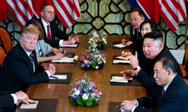 Cuộc họp giữa hai đoàn Mỹ - Triều ngày 28/2 tại Hà Nội Ảnh: New york times