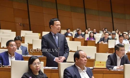 Bộ trưởng Bộ TT&TT Nguyễn Mạnh Hùng