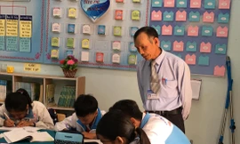 Mất  phụ cấp thâm niên, giáo viên sẽ bị giảm  một khoản đáng kể trong thu nhập hằng tháng Ảnh: Diệp An 