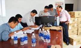 BV Vùng phải tiếp nhận 111 máy tính quá đát