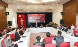 Siêu cúp bóng đá Quốc gia-Cúp THACO 2018 thu hút sự chú ý của người hâm mộ khi có sự góp mặt của 13 tuyển thủ quốc gia trong thành phần 2 CLB Hà Nội và Becamex Bình Dương ảnh: NHƯ Ý 