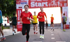 'Á quân chân đất' Phạm Thị Huệ chạy đà cho SEA Games 31 tại Côn Đảo