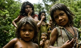 Bộ tộc nào chỉ ngủ tầm 20 phút mỗi ngày, trẻ con cứ 7 năm sẽ đổi tên một lần?