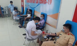 Có 25 ĐVTN Công an huyện Nam Đàn, Nghệ An tham gia hiến máu cứu sản phụ nguy kịch