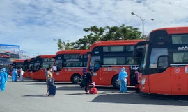 Những chuyến xe tình nghĩa đưa công nhân từ TPHCM về quê tránh dịch