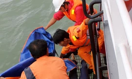 Tìm thấy 5 thi thể nạn nhân vụ lật tàu ở Cần Giờ