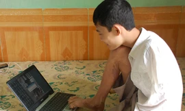 Cậu học trò có ...hàng chục đôi tay