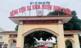 Hai mẹ con nhập viện do đốt than củi sưởi ấm