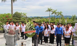 Thanh niên cần vượt qua cám dỗ và tiêu cực