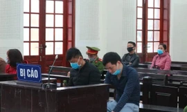 Hai đối tượng đưa lao động vượt biên trái phép lĩnh án