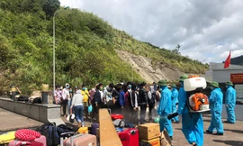 Hà Tĩnh đón, cách ly 500 sinh viên Lào trở lại học tập