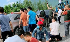 Nổ súng vây bắt nhóm đối tượng vận chuyển ma túy trên xe ô tô