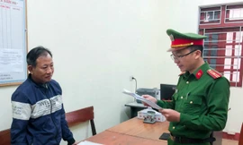 Mâu thuẫn trong lời nói, cầm dao đâm bạn nhậu