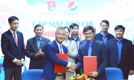 Hàng ngàn sinh viên, thanh niên công nhân có cơ hội nhận vé về quê ăn Tết miễn phí