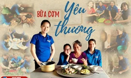 Tháng Bảy tri ân: Những bữa cơm cùng màu áo xanh nghĩa tình