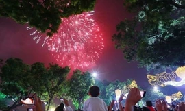Tết Dương lịch, xem pháo hoa ở đâu?