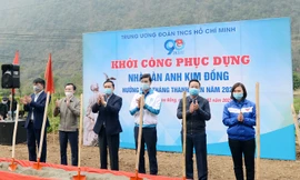 Giáo dục truyền thống cho đội viên, thiếu niên trên “Địa chỉ đỏ” nhà sàn anh Kim Đồng