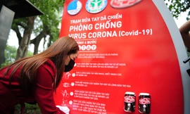 Ca sĩ Chi Pu lan toả hành động rửa tay mọi lúc, mọi nơi