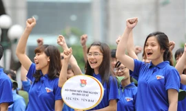 Thanh niên cùng hành động chào mừng 91 năm thành lập Đảng quang vinh