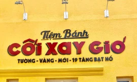 Bức tường vàng ở Đà Lạt trở lại thu hút nhiều bạn trẻ “Check-in“