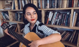 Nữ sinh cover ca khúc “Đà Nẵng ngày bão giông” gửi tặng những chiến binh áo trắng