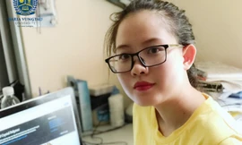 Sinh viên tận dụng thời gian học trực tuyến trong mùa dịch COVID-19