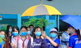 Hỗ trợ thí sinh và người nhà phù hợp khi dịch COVID-19 đang diễn biến phức tạp