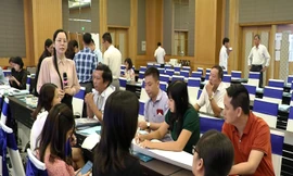Phổ biến chính sách, pháp luật trong công tác học sinh, sinh viên