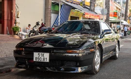 Mẫu xe hiếm Toyota Supra Mk III xuất hiện ở Sài Gòn