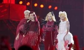 Khán giả chờ ngày "bóc sít rịt" Tình Anh Bán Chiếu ở concert ATVNCG D-3, D-4