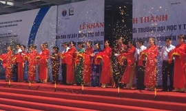 Chủ tịch Quốc hội dự lễ khánh thành trụ sở mới Đại học y tế công cộng