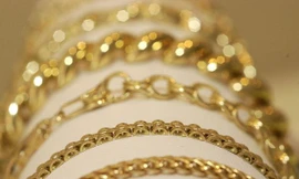 Vàng thế giới đang tiến gần mức 1.800USD/Oz.