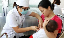 Hà Nội bắt đầu tiêm trở lại vắcxin Quinvaxem