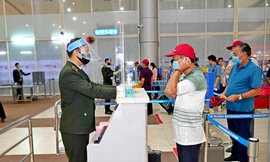 Bỏ xét nghiệm COVID-19 với khách bay từ TPHCM và Cần Thơ, tăng chuyến bay Tết