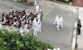 Các đối tượng người nước ngoài nhập cảnh trái phép vào TPHCM bị trục xuất.