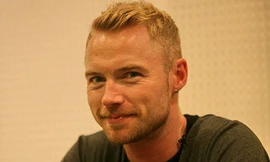 Thủ lĩnh nhóm Boyzone đến Nha Trang