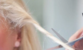 Nạn cướp tóc hoành hành ở Venezuela