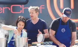 Từ không biết nấu cơm đến vua đầu bếp Mỹ