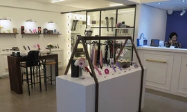 Cửa hàng Pleasure Lab. Ảnh: The Establishment.